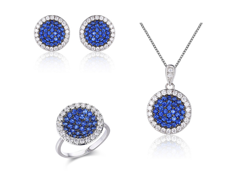 Micro Pave Round Blue Sapphire CZ hängehalsband, örhänge, ring smycken set i Sterling Silver för kvinnor